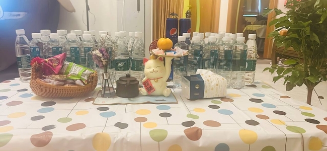 地址在浦东东方路1361号，一